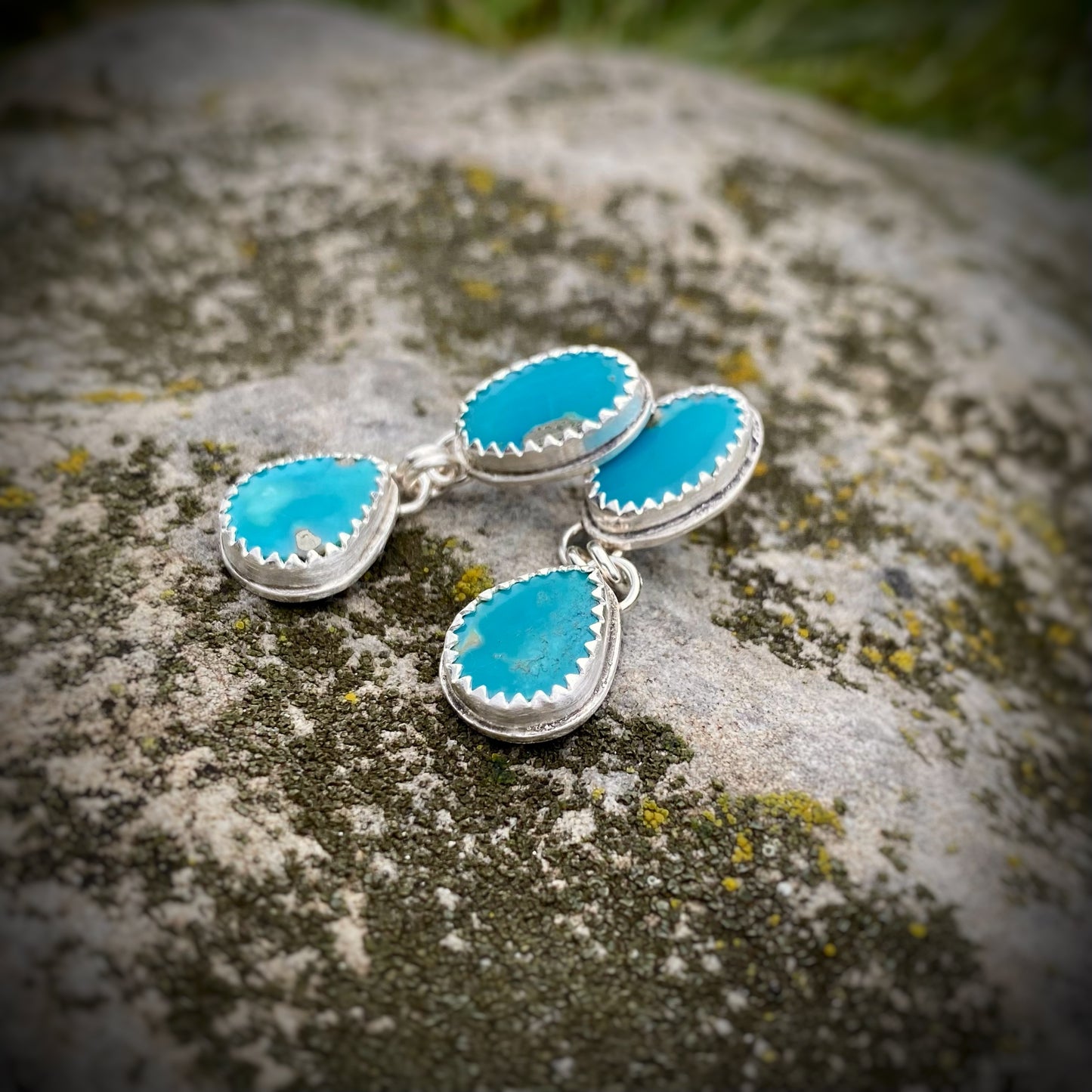 Turquoise Duel-Dangle Push-Backs