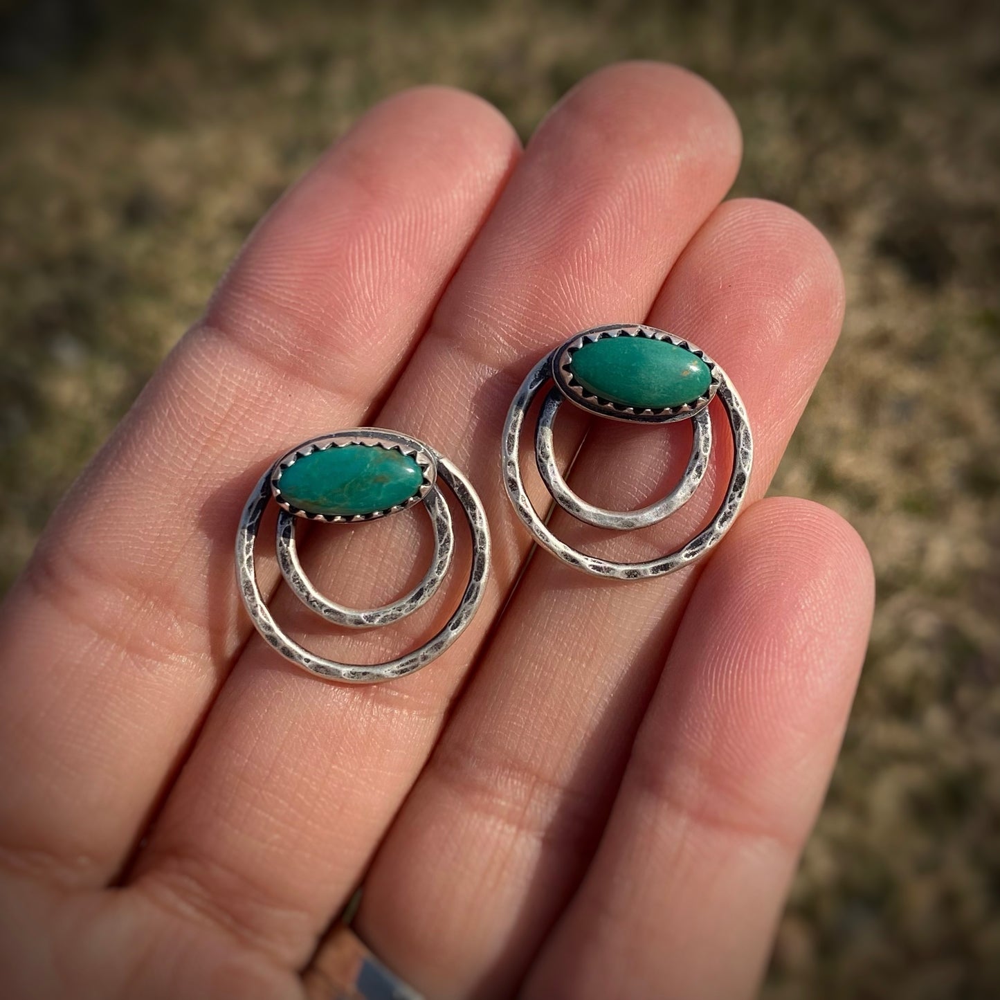 Double Mini-Hoop Turquoise Push-Backs